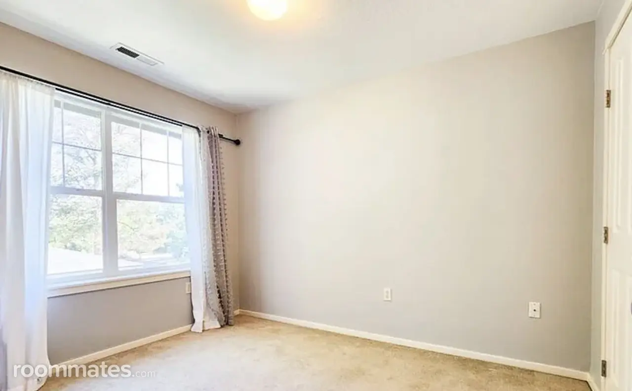 Profile photo 2 of 14