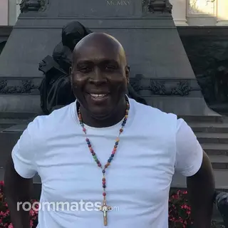 Roommate looking Oahu, HI, $1000