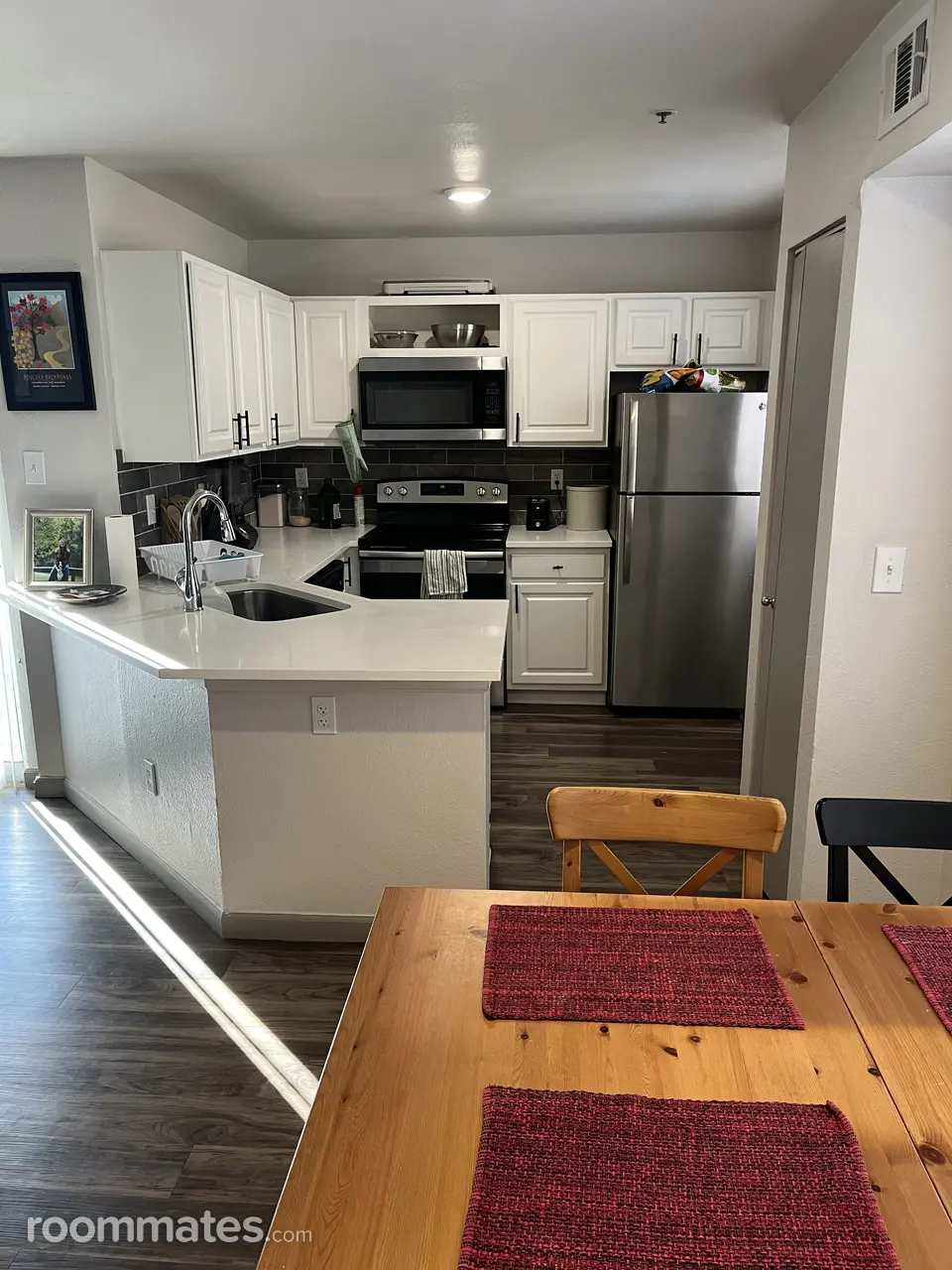 Profile photo 4 of 8