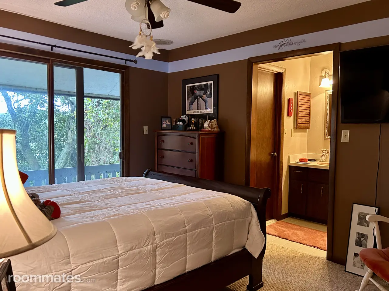 Profile photo 4 of 6