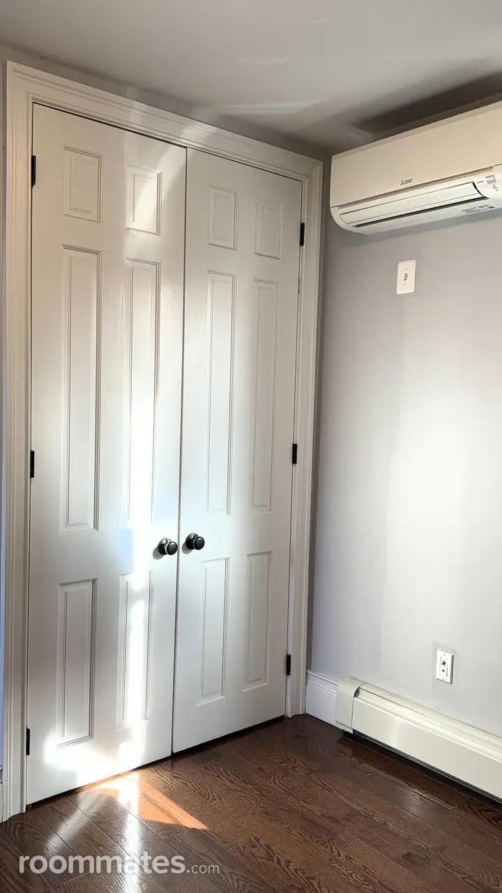 Profile photo 1 of 3