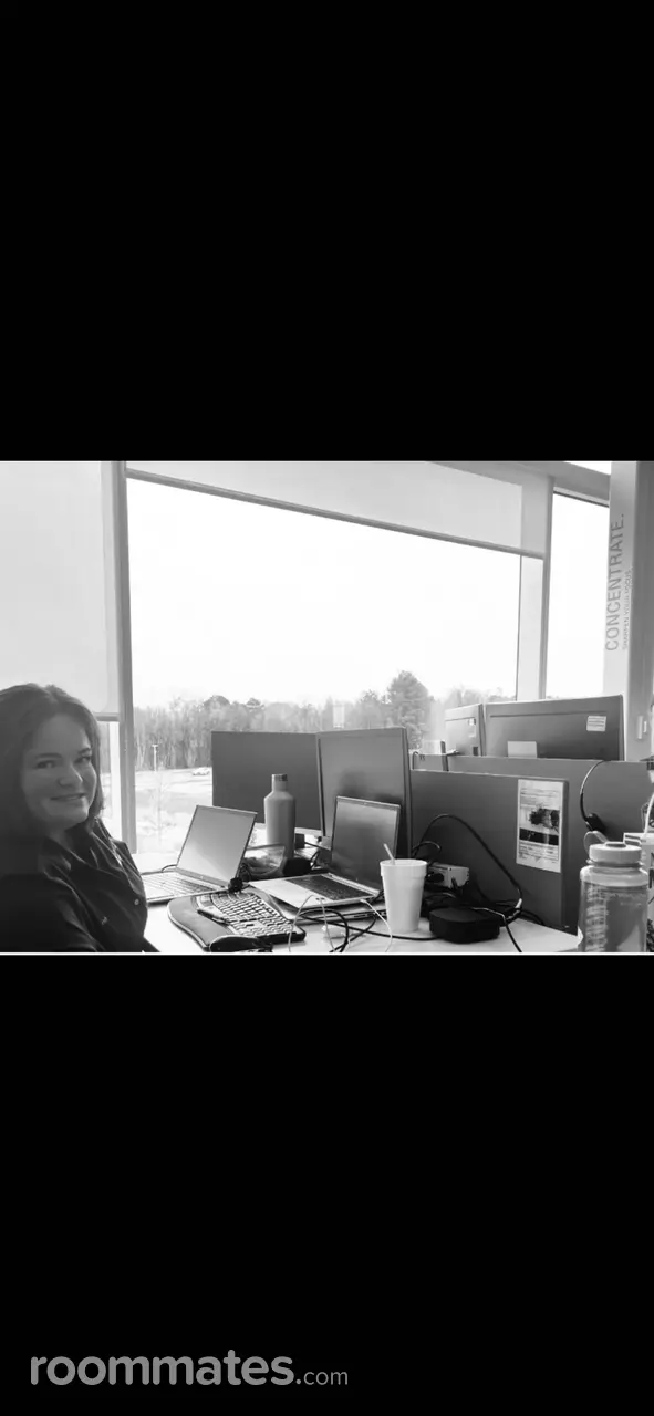 Profile photo 4 of 4