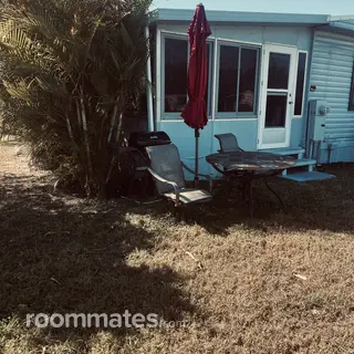 Room for rent in Port St. Lucie, FL $900, house