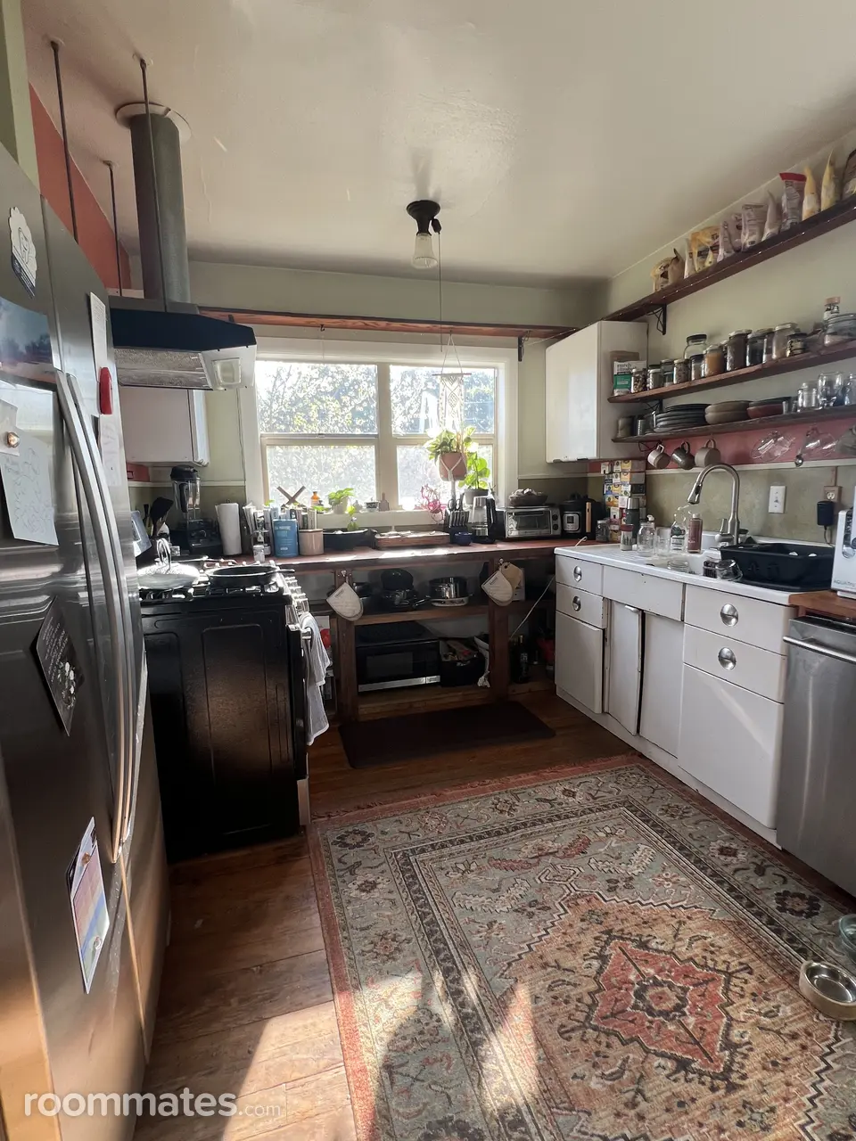 Profile photo 7 of 10