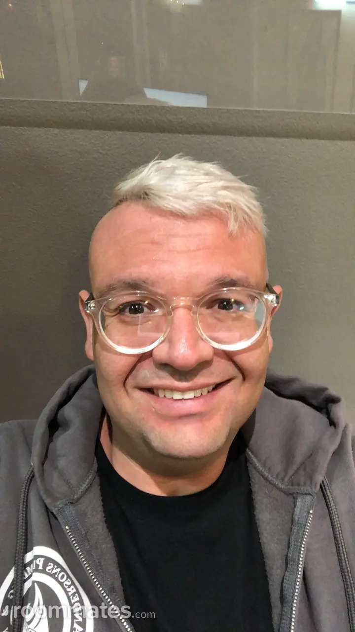 Profile photo 1 of 1