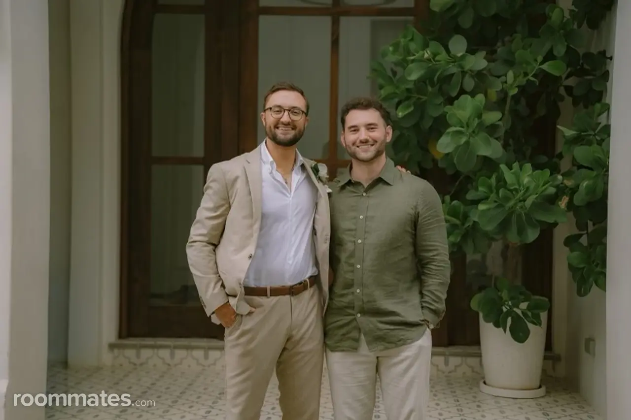 Profile photo 3 of 4