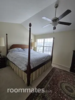 Room for rent in Westerville, OH $1000, townhouse