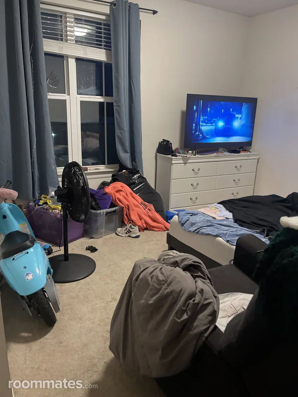 Profile photo 1 of 2