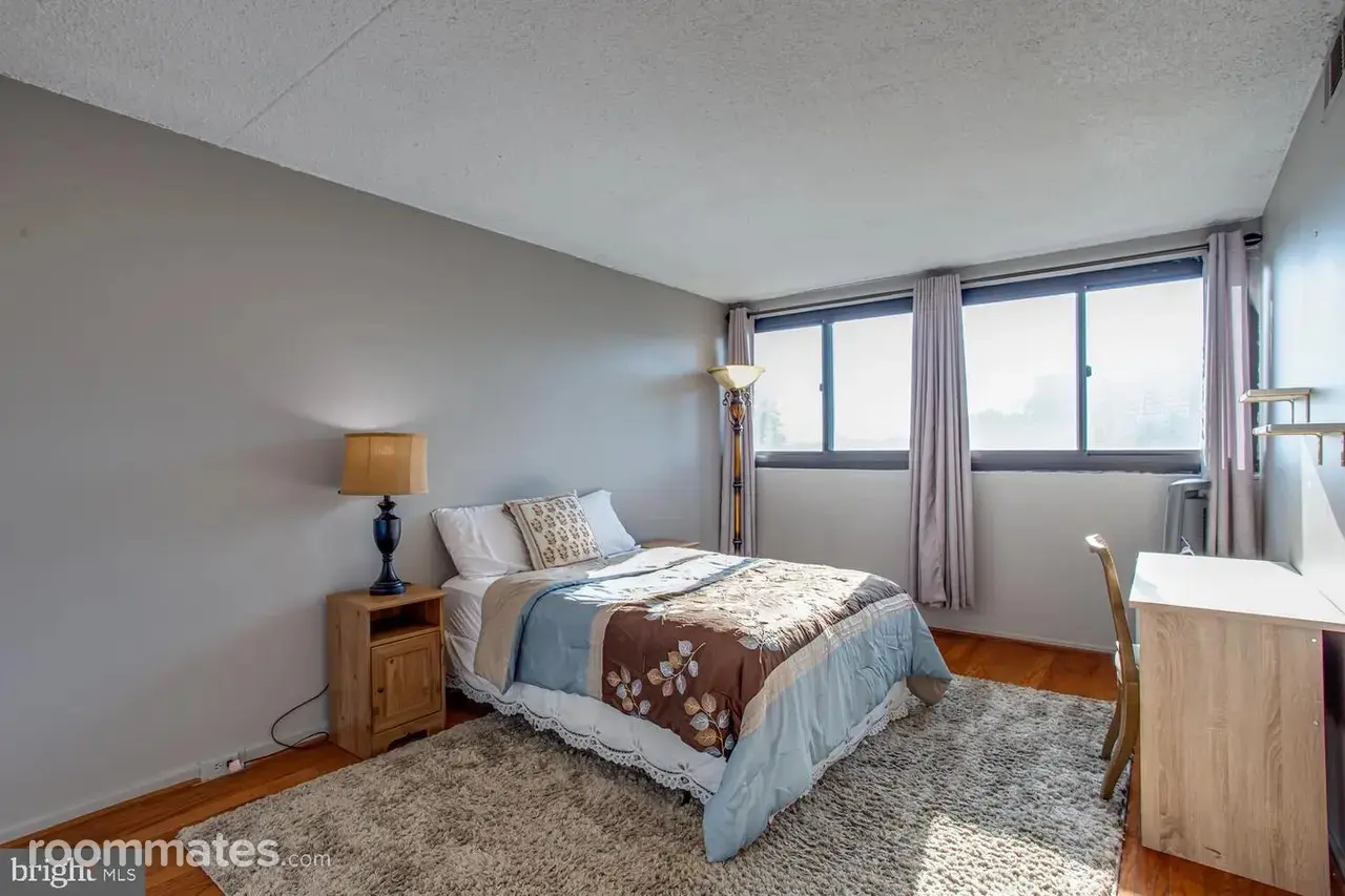 Profile photo 1 of 11