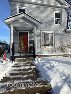 Room for rent in Shawano, WI $700, house