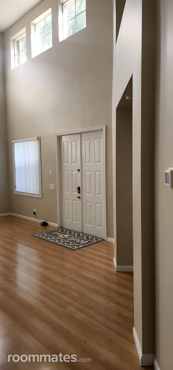 Profile photo 6 of 10