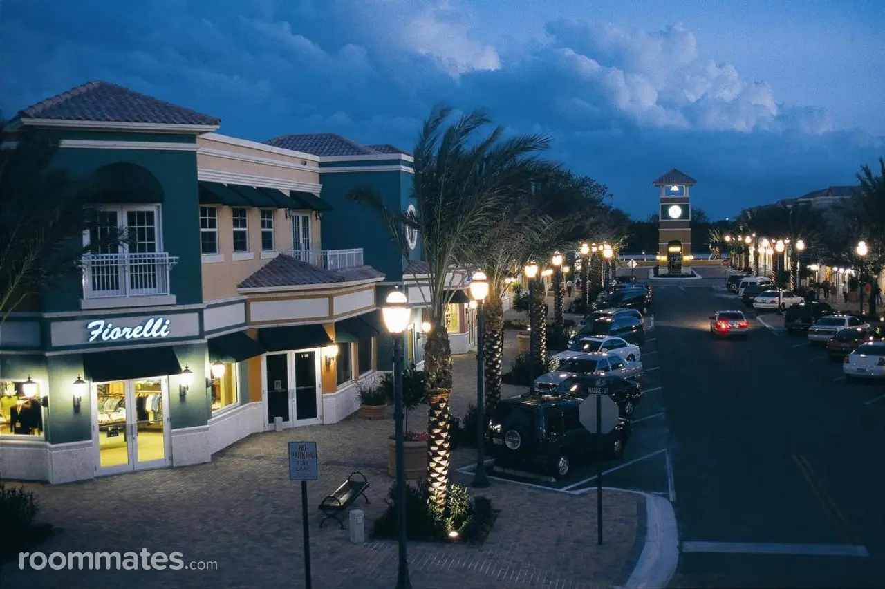 Profile photo 10 of 10