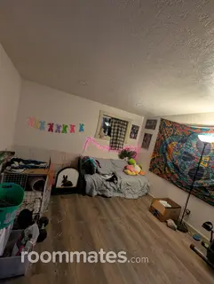 Room for rent in Kelso, WA $700, house