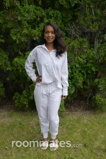 Roommate looking Tampa, FL, $900