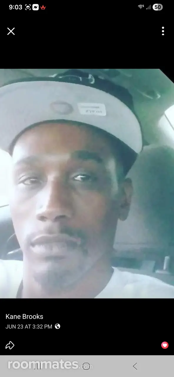 Profile photo 1 of 1