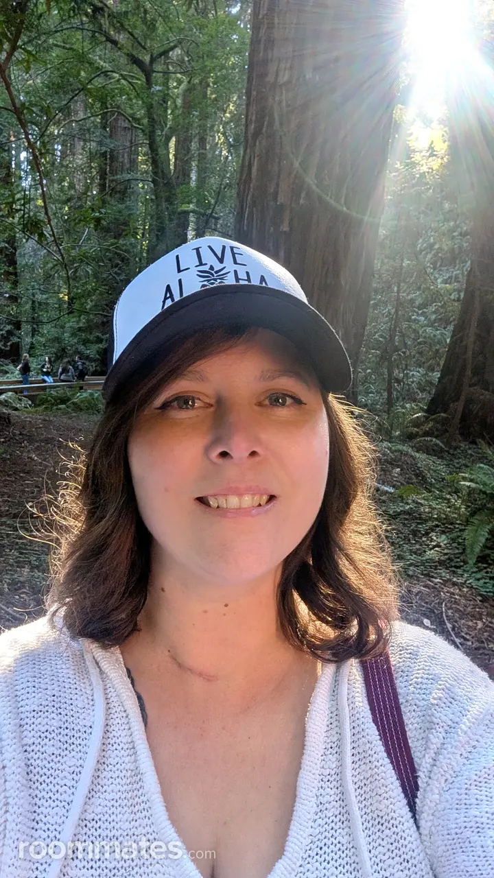 Profile photo 4 of 4