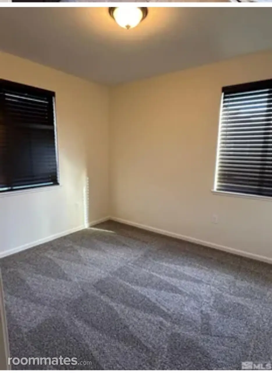 Profile photo 3 of 7