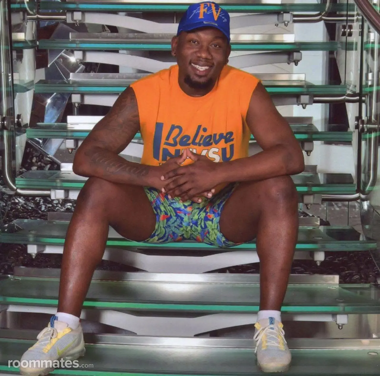 Profile photo 7 of 7