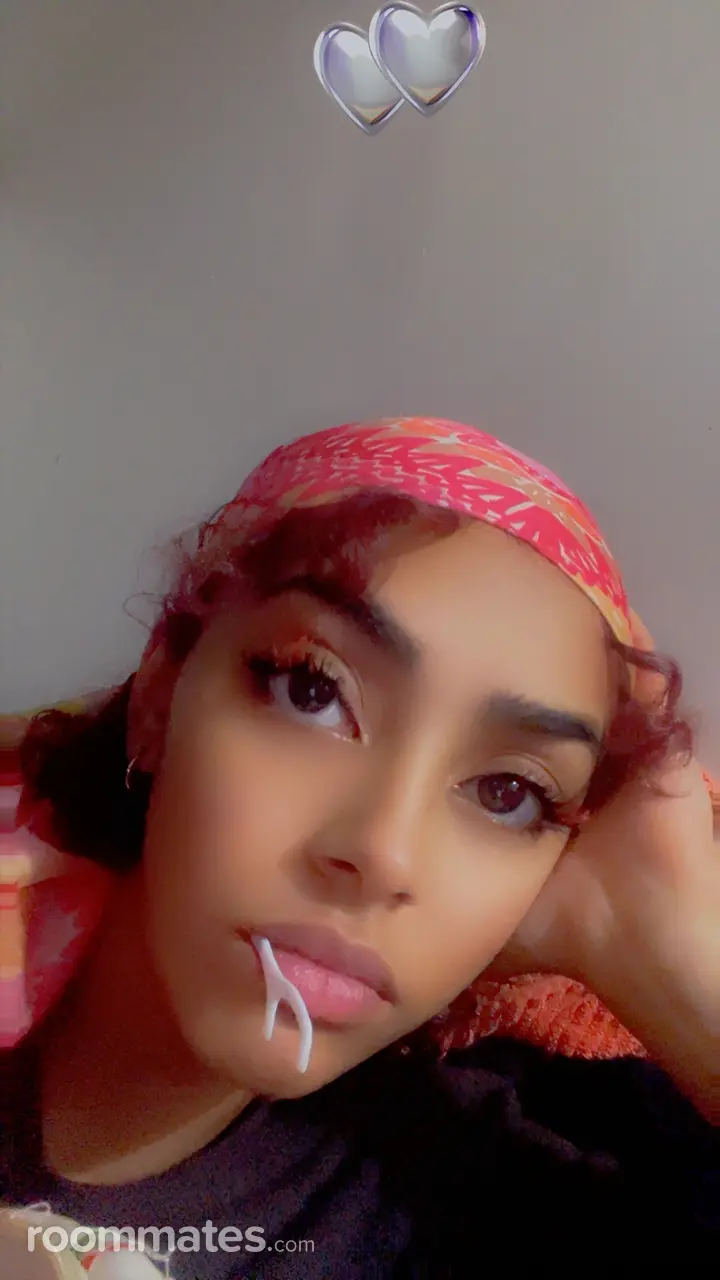 Profile photo 1 of 4