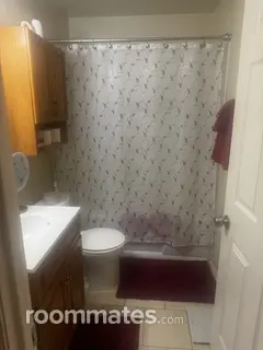 Room for rent in Penn Hills, PA $800, house