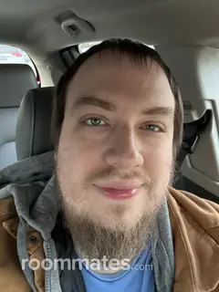 Roommate looking Redmond, WA, $1000