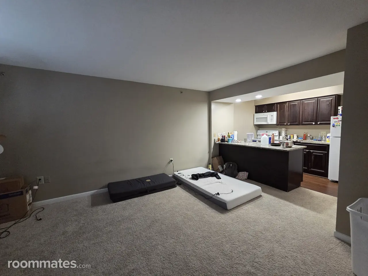 Profile photo 3 of 4