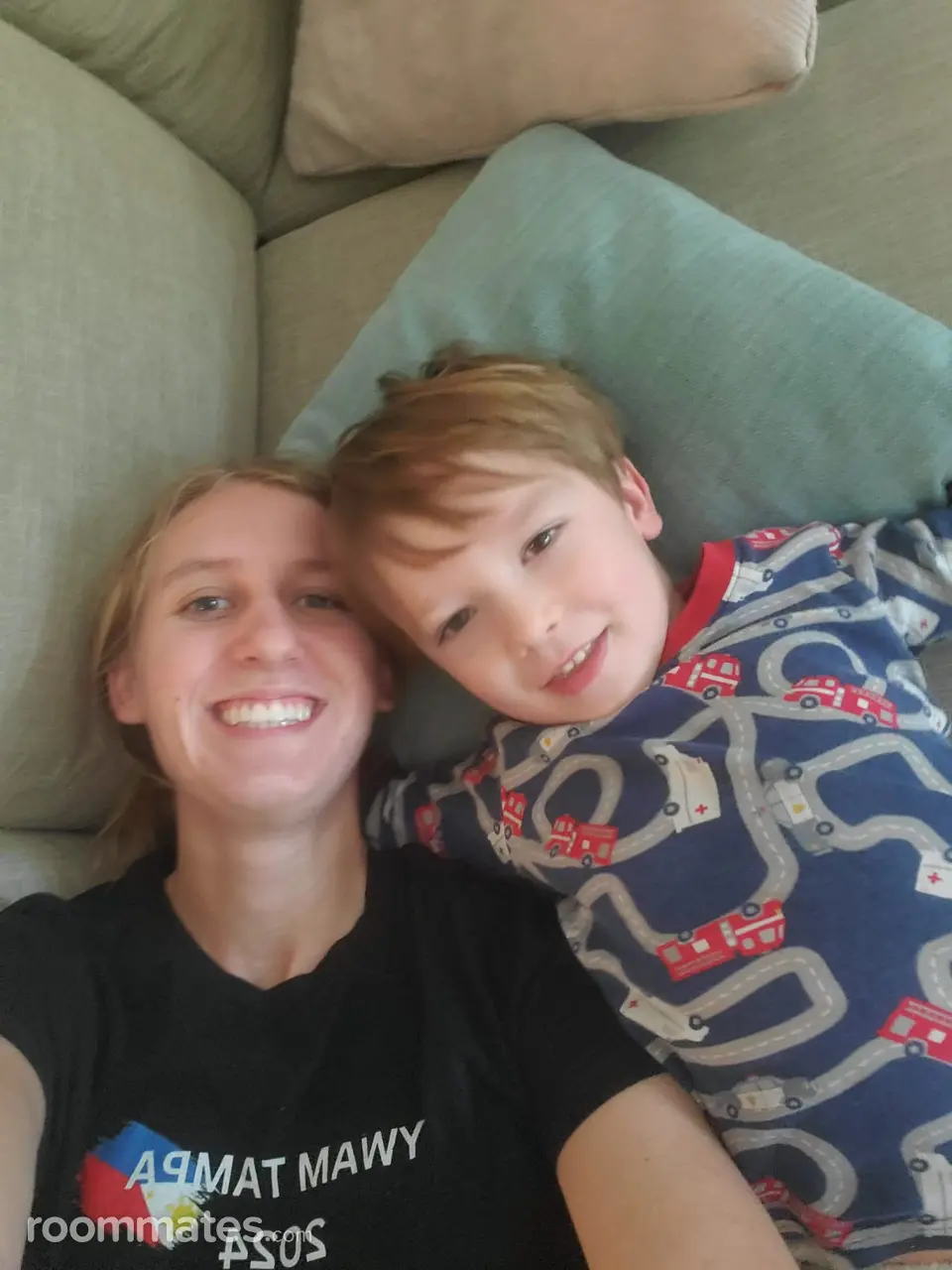 Profile photo 13 of 18