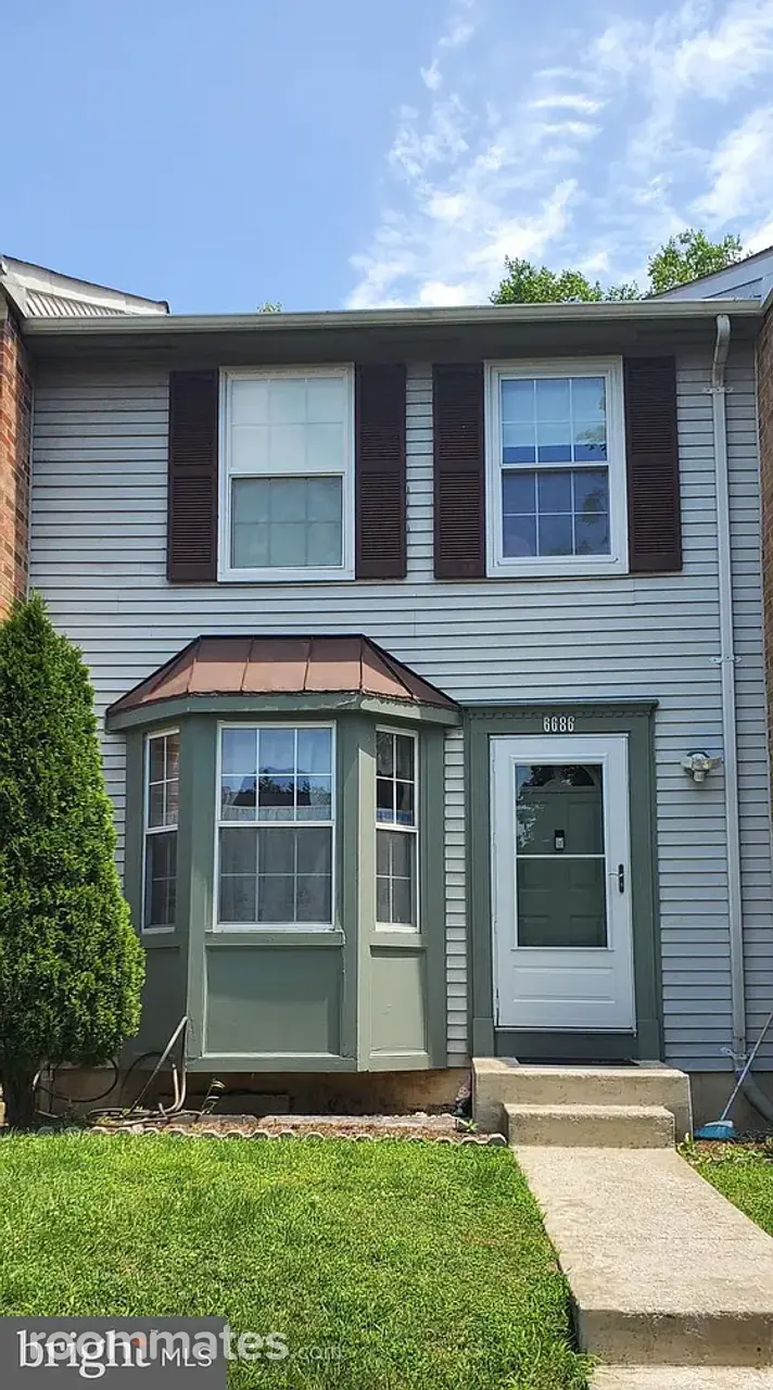 Profile photo 11 of 11