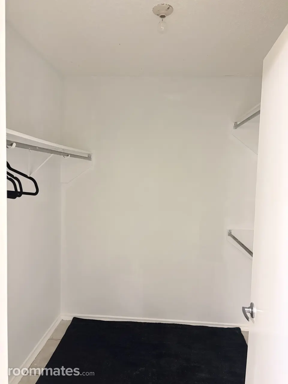 Profile photo 4 of 11