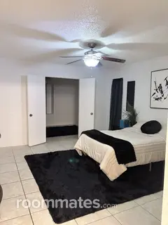 Room for rent in San Antonio, TX $950, house