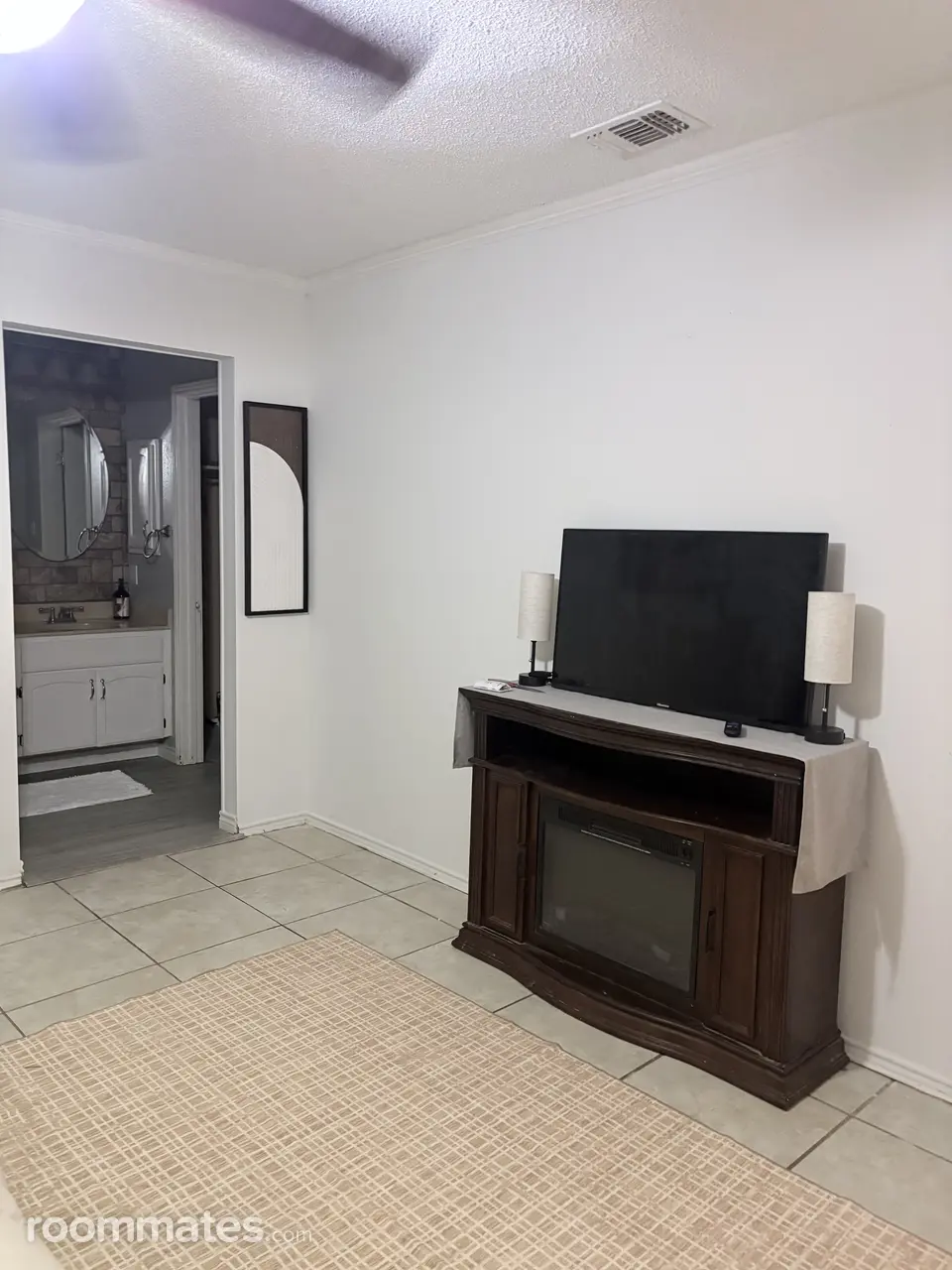 Profile photo 8 of 11