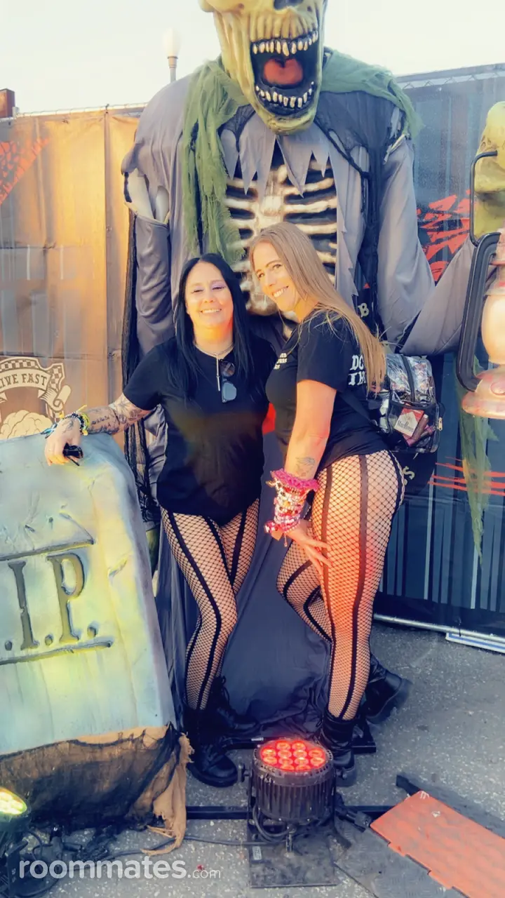 Profile photo 2 of 4