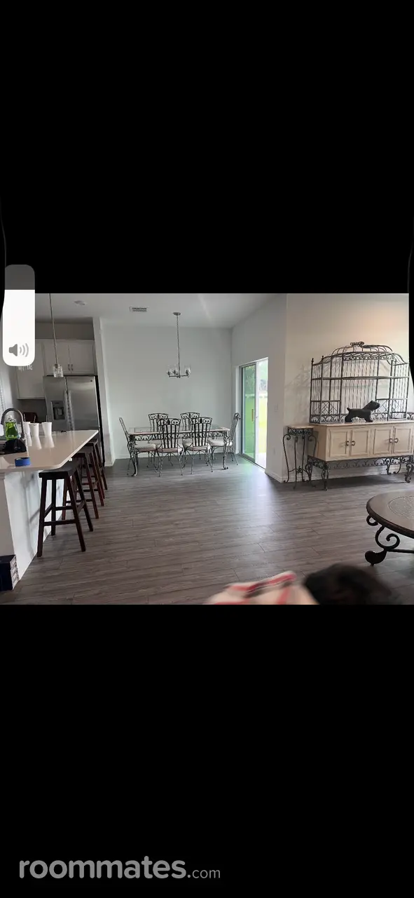 Profile photo 5 of 9