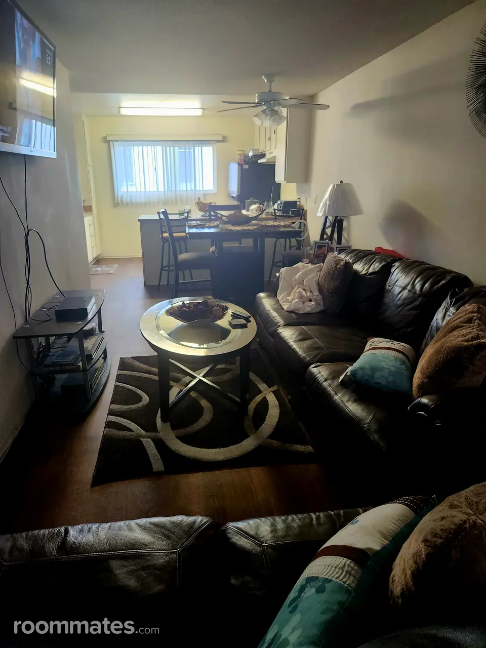 Profile photo 1 of 4