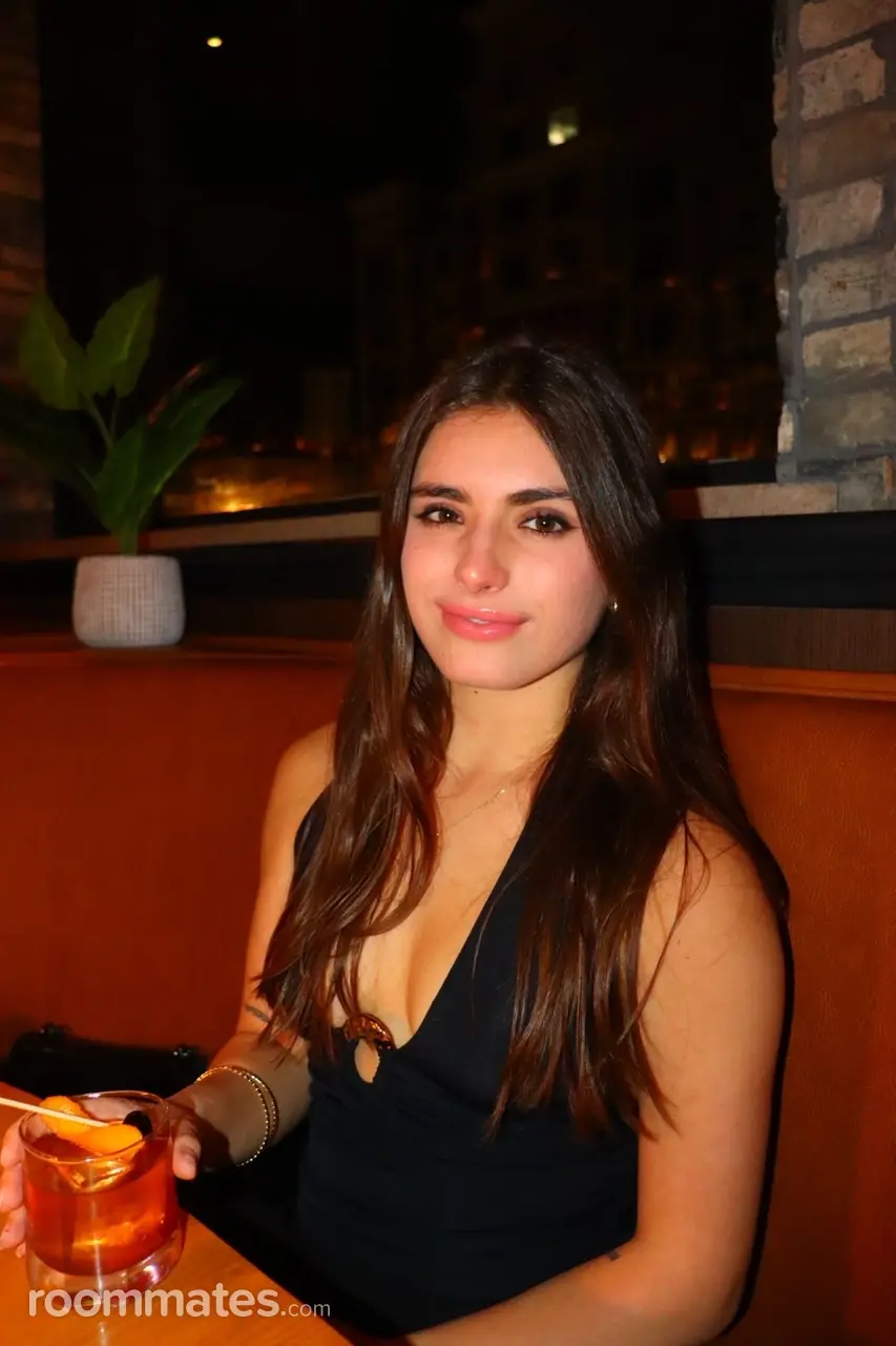 Profile photo 1 of 1