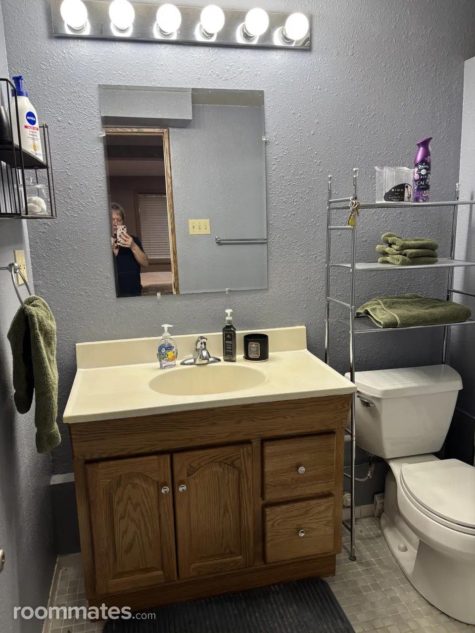 Profile photo 9 of 11