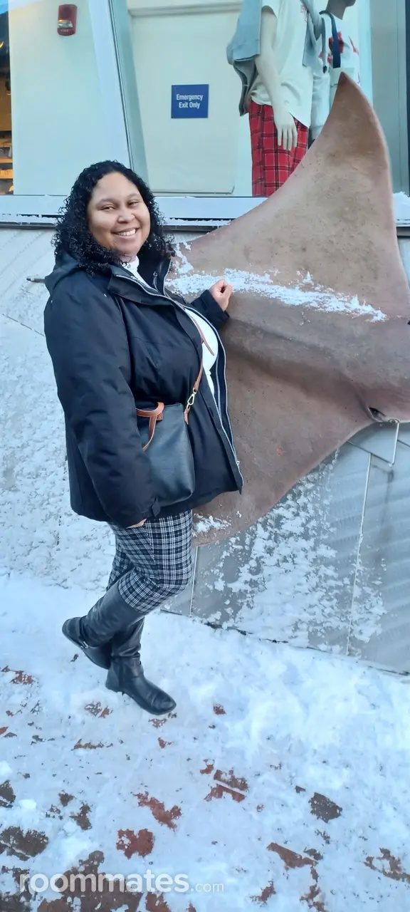 Profile photo 10 of 12