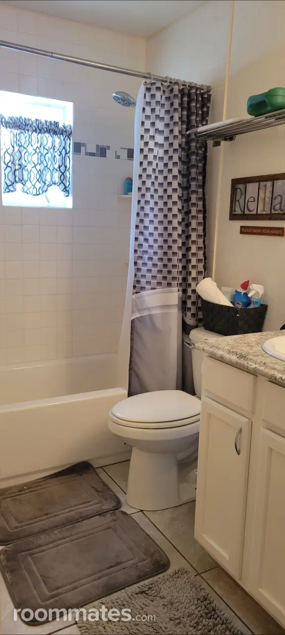 Profile photo 9 of 10