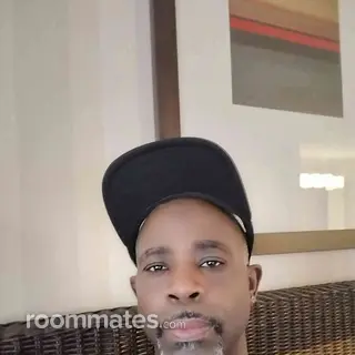 Roommate looking Everett, WA, $900