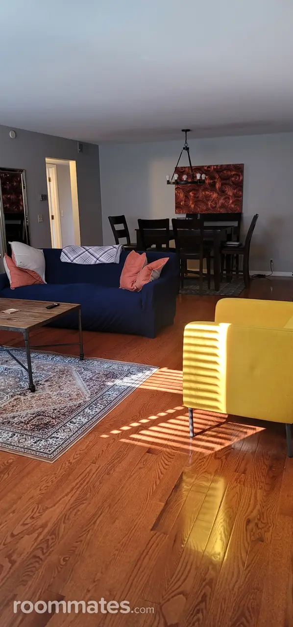 Profile photo 1 of 6