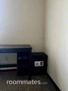 Room for rent in Overland Park, KS $800, apartment