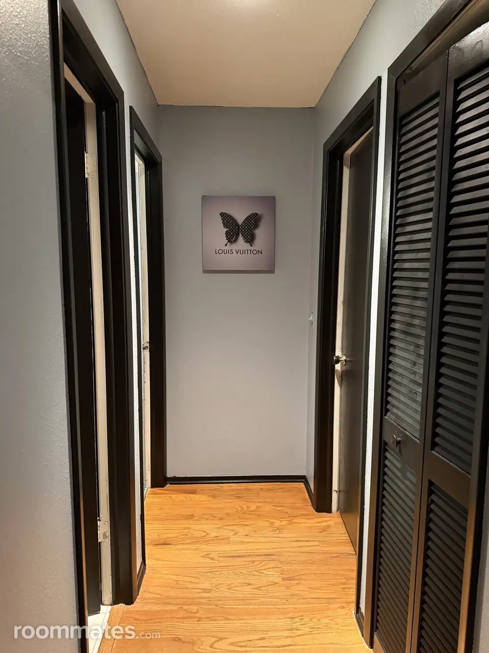 Profile photo 3 of 10