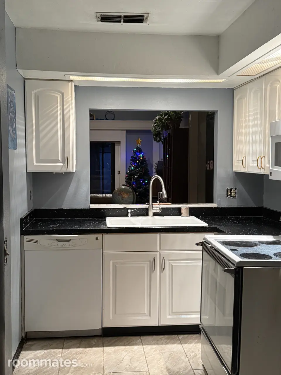 Profile photo 5 of 10