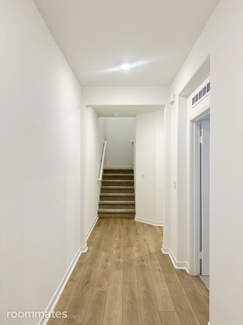 Profile photo 7 of 11