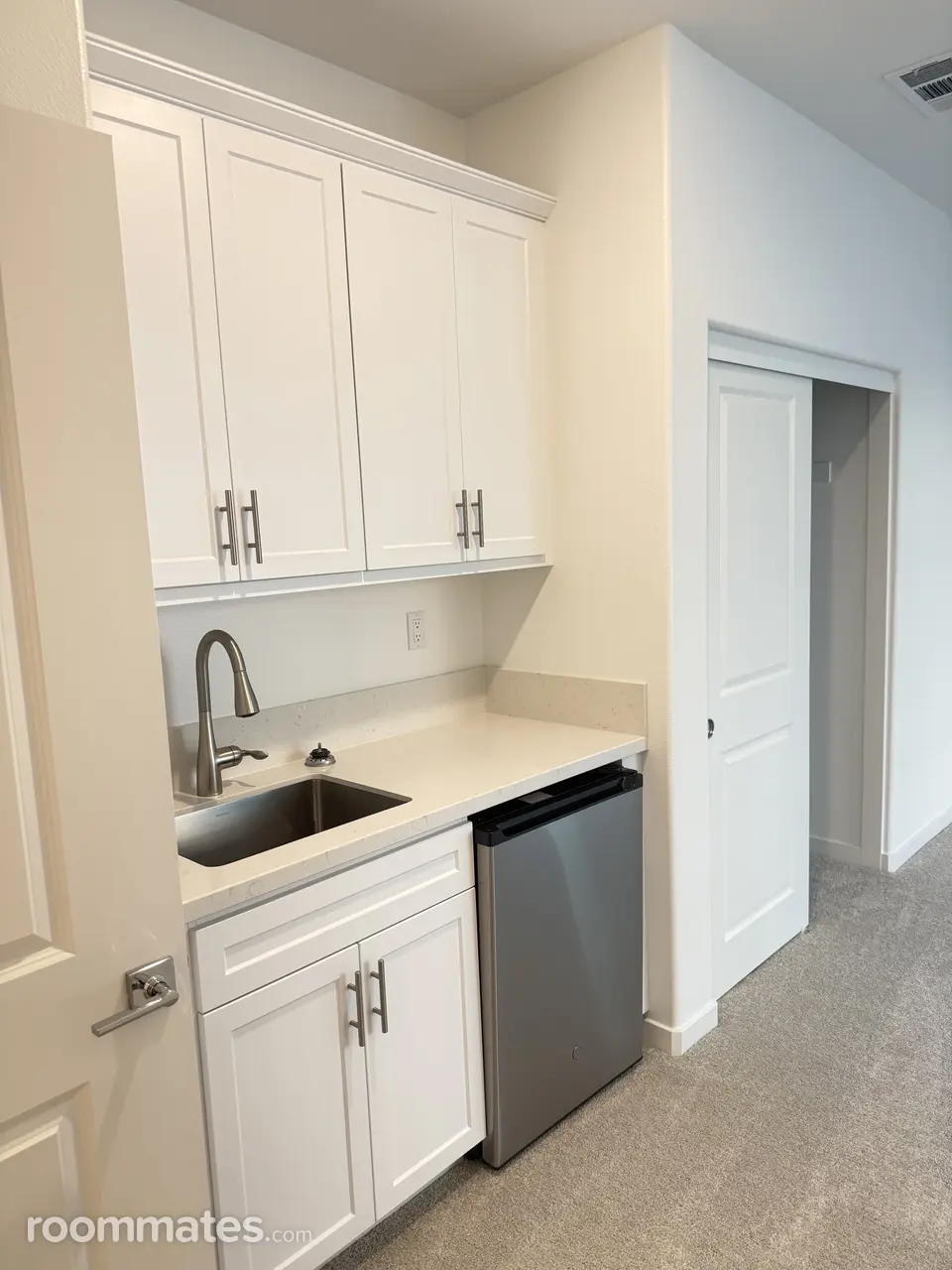 Profile photo 1 of 11