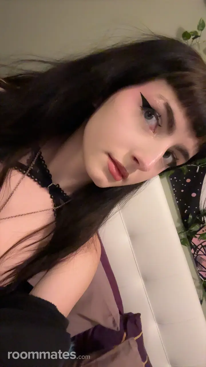 Profile photo 4 of 10