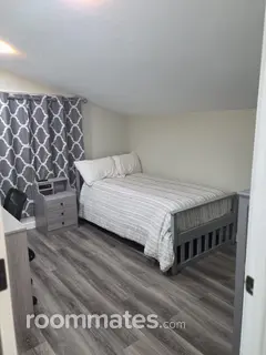 Room for rent in St. Helens, OR $800, house