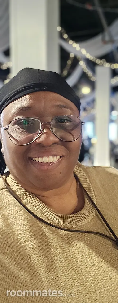 Profile photo 4 of 5