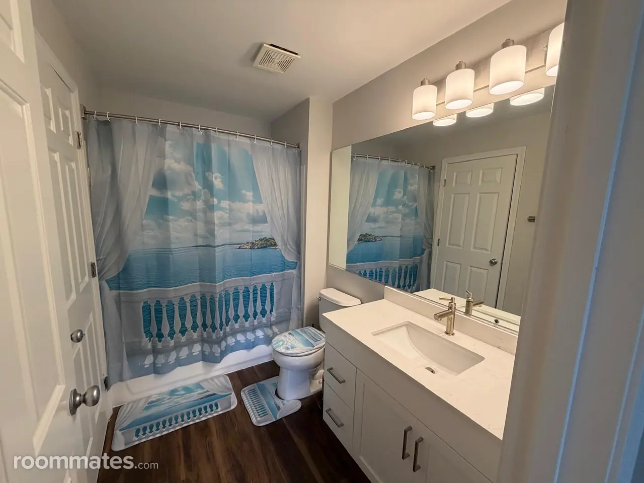 Profile photo 1 of 6