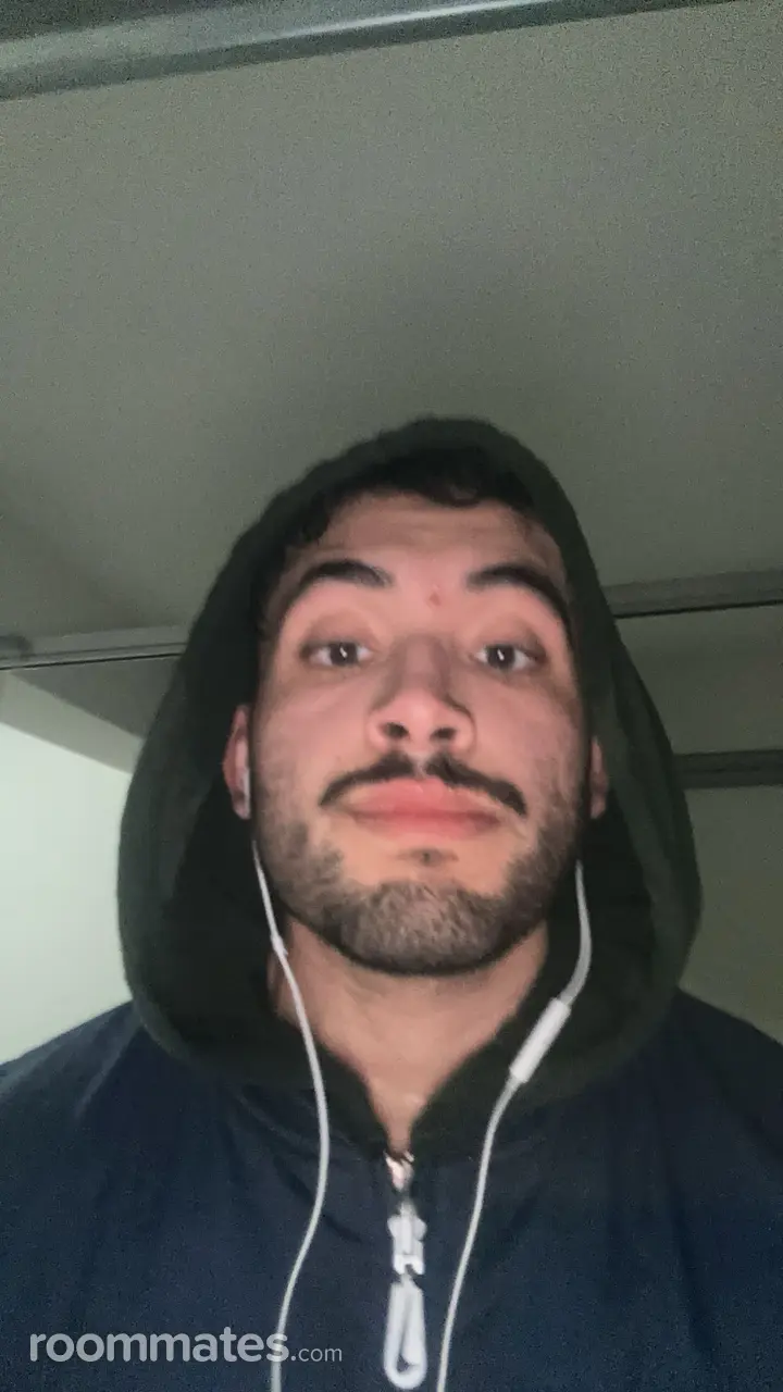 Profile photo 1 of 1